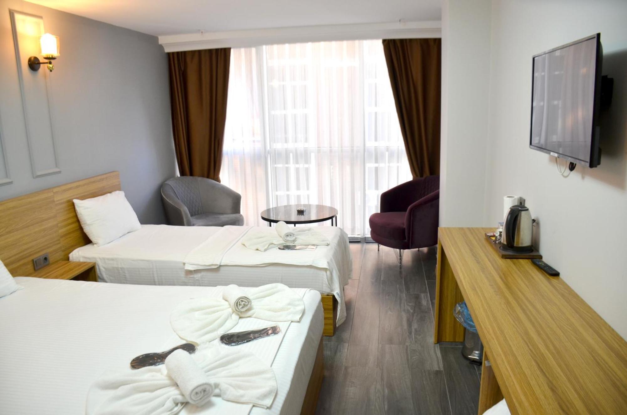 Waves Hotel Istanbul Exterior photo