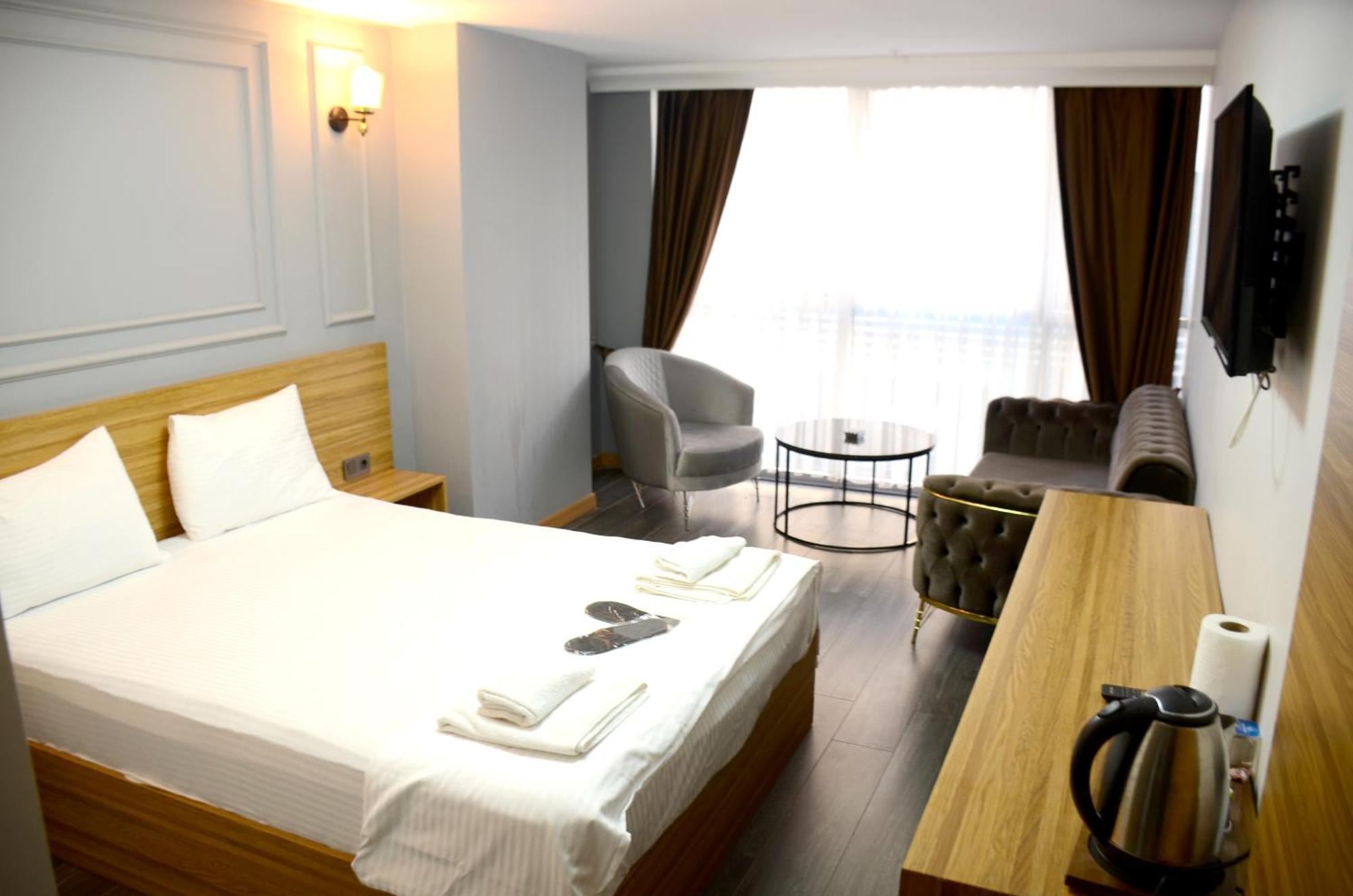 Waves Hotel Istanbul Exterior photo